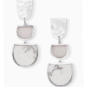 Kendra Scott Luna Drop earrings